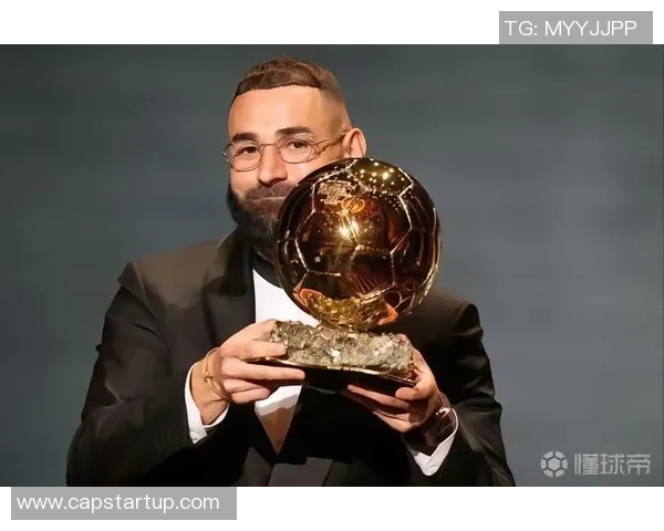 八位足坛巨星荣耀回顾纵览辉煌赛场传奇瞬间