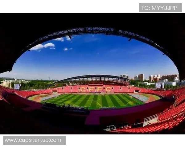 广东足球星光璀璨崛起 展现足球新风貌和未来潜力 广东足球星光璀璨崛起 展现足球新风貌和未来潜力