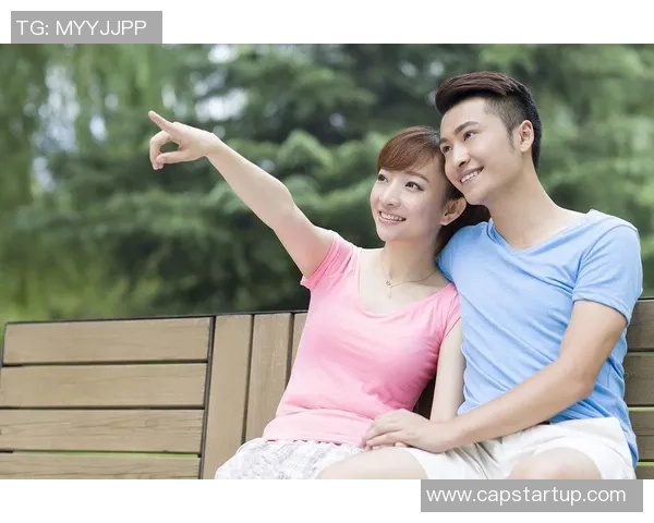 足球明星牵手计划：绿茵场上的爱与婚姻碰撞，谁将找到人生伴侣